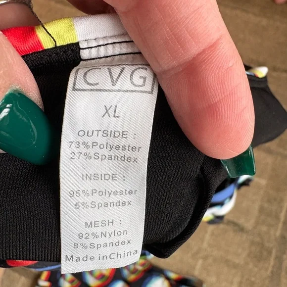 Constantly Varied Gear (CVG) leggings with pockets, sports bra, trippy alien - Picture 5 of 11